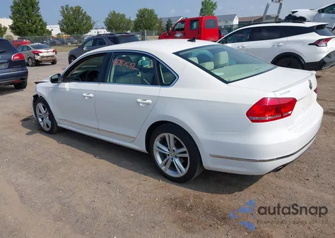 2014 Volkswagen Passat 1.8T Sel Premium z USA, uszkodzony, nr VIN 1VWCT7A36EC060468